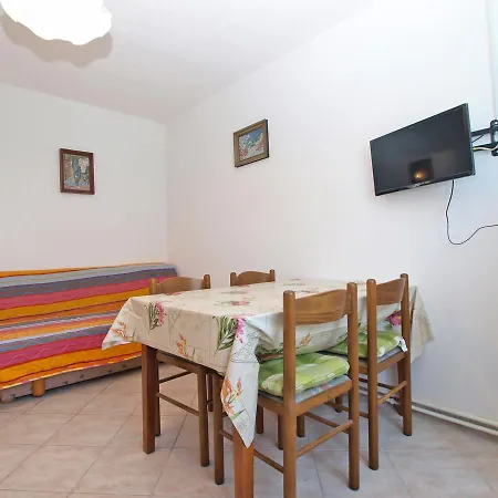 Διαμέρισμα Hasiba 1362 *
