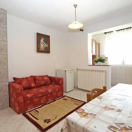 Hasiba 1362 Appartement Peroj