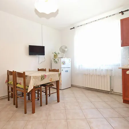 Appartement Hasiba 1362 *
