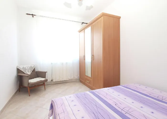 아파트 Hasiba 1362 페로이