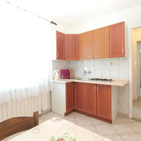 Hasiba 1362 Apartman Peroj