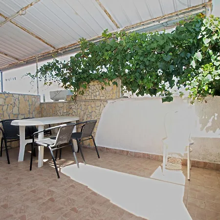 Apartman Hasiba 1362 Peroj