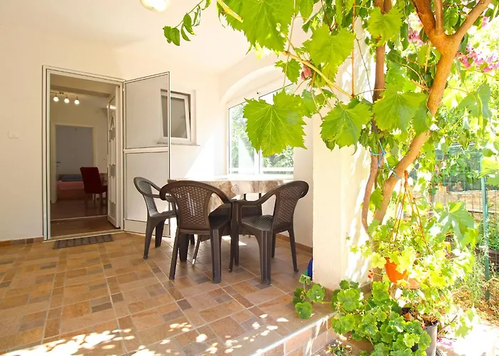 Hasiba 1362 Apartment *