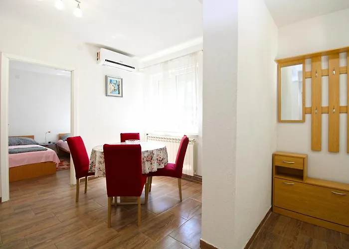 Hasiba 1362 Apartment