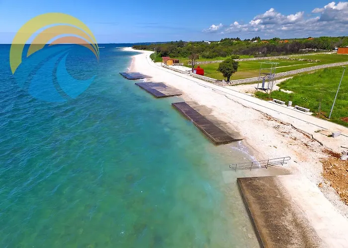 Hasiba 1362 Apartment Peroj