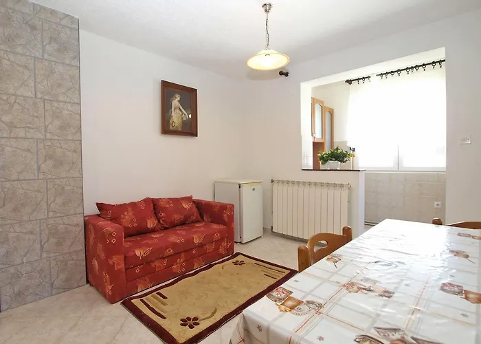 Hasiba 1362 Apartment Peroj
